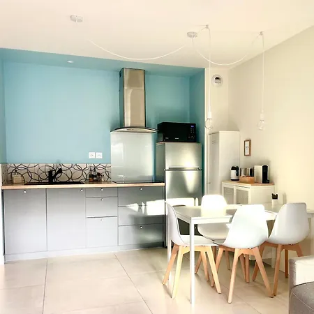 Residence Domaine Iratzia - Plage Erromardie - Appartement T2 Climatise شقة *